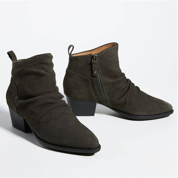 Kelsi Dagger Brooklyn Ego Suede Ankle Boots Olive Green Point Toe Block Heel 9 - Picture 1 of 14